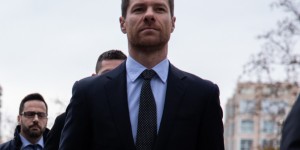 【龙八国际】真硬汉！阿隆索：10年世界杯半决赛之前，我的膝盖曾被严重割伤