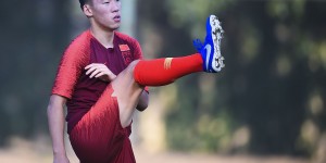 【龙八国际】记者透露国足东亚杯球衣号码：朱辰杰5号戴伟浚8号，9号10号空缺