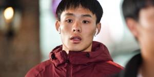 【龙八国际】沪媒：刘若钒被扬科维奇冷落一年半，东亚杯能否获重用打问号