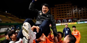 【龙八国际】郝伟执教山东泰山队达50场：中超战绩23胜8平5负，胜率64%