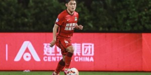 【龙八国际】东体：曾有俱乐部开1亿+球员买黄紫昌，当时的江苏队没有放人