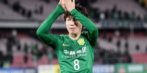 【龙八国际】媒体人：朴成离开赛场回京检查了，状态好时总受伤非常可惜