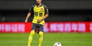 【龙八国际】鲁媒：韦世豪与山东泰山有过接触，能否成功签约还存在变数