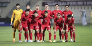 【龙八国际】足协没钱请外教？记者：国足世预赛奖金1800万，李铁年薪900万