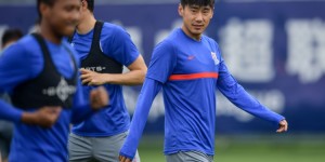 【龙八国际】先让位U23&如今又难去中乙养老，媒体人：最惨年龄段是90年到93年