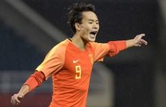 【龙八国际】记者：扬科维奇战术与吴金贵类似，刘若钒有望迎国际A级赛首秀