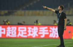 【龙八国际】澎湃：海港落后三镇12分退出冠军争夺 解雇莱科前提是有备选主帅