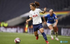 【龙八国际】人民网：近一年5名女足球员留洋 踢上更高水平比赛是重要一步
