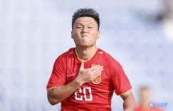 【龙八国际】记者：泰山队8人入选国字号队伍，剩余联赛享有U23球员豁免政策