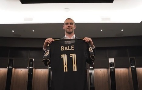 熟悉的号码!贝尔展示洛杉矶FC1️⃣1️⃣号战袍