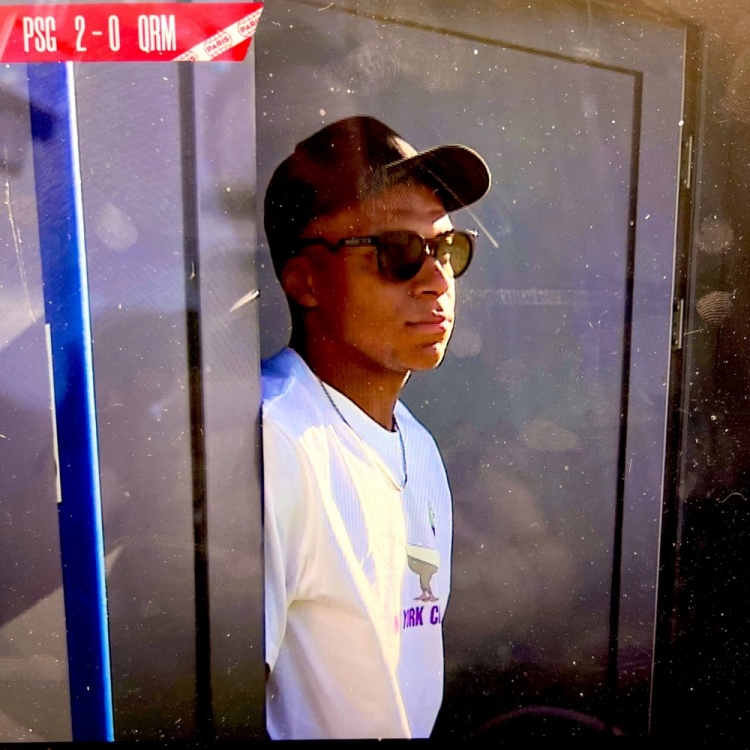 ?督战!姆巴佩现场观战巴黎热身赛