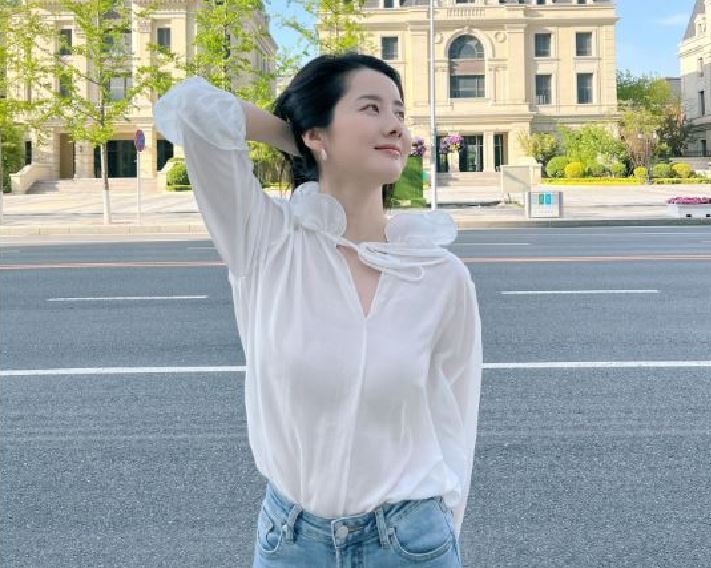 周星驰大胆用她演配角！观众看完戏后：她才是女主角吧