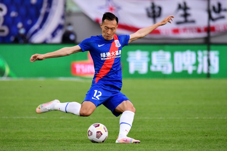记者:申花对国足工作持支持态度,吴曦等5名球员或将参加东亚杯