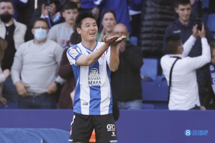 澎湃新闻:考虑到家庭因素,武磊将回归中超作为首选