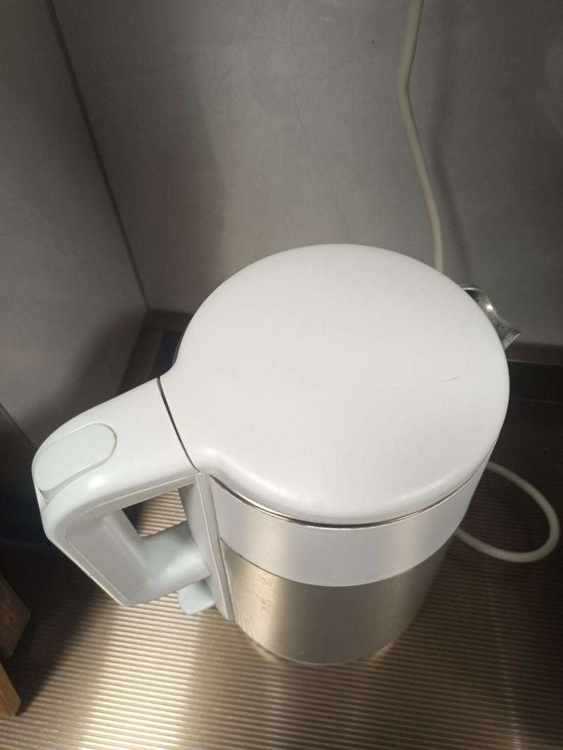 夏天一身汗酸味的尴尬和损失，就差一壶开水