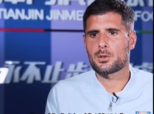 梅里达:我在防守和进攻上都能做贡献 与武磊简单聊过中超