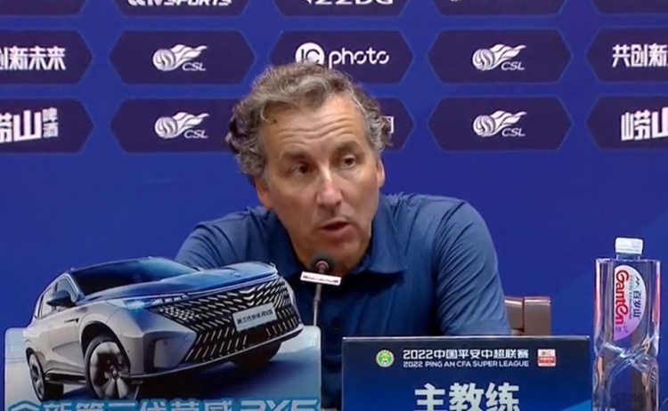哈维尔:比赛过程不像3-0的比分差距那么大,球队表现更加成熟