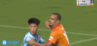 这么快!开场两分钟福布斯头球建功,广州城0-1武汉长江!