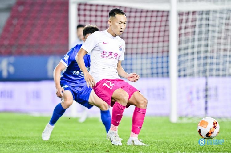 沪媒:吴曦伤势恢复但暂无法参加申花合练 毕津浩尚未归队