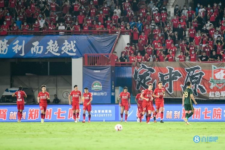 李毅:足球比赛球迷就是上帝,河南3-0国安主场球迷加持至少30%