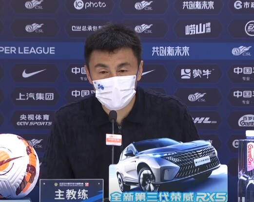李玮锋:队员展现了对比赛的渴望 要在球队低谷时负起该负的责任