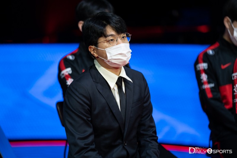 担任T1主教练的Bengi:我认为T1有拿到冠军的实力!