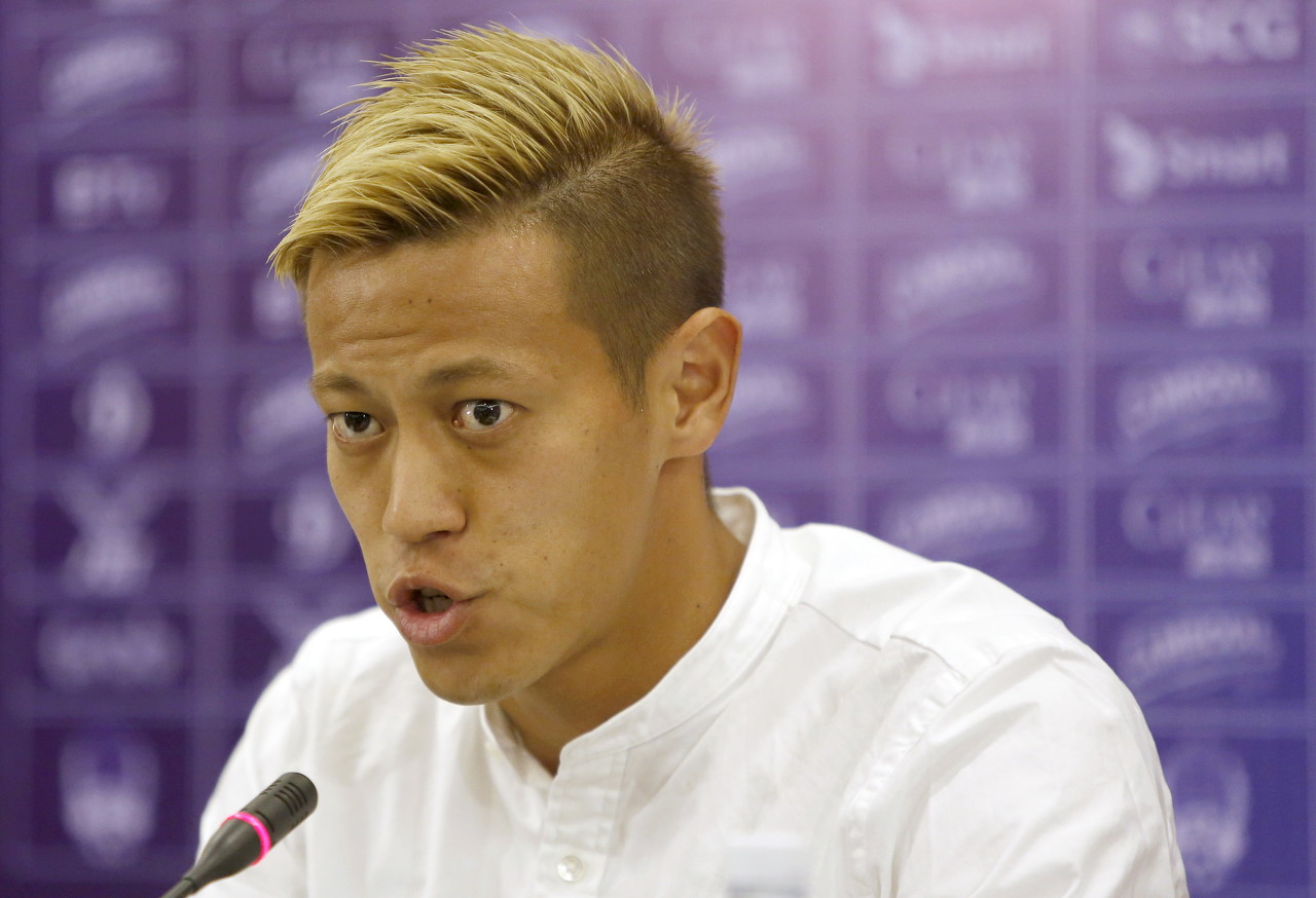 本田圭佑:本月自己接受了膝盖手术,明年春季能以球员身份回归