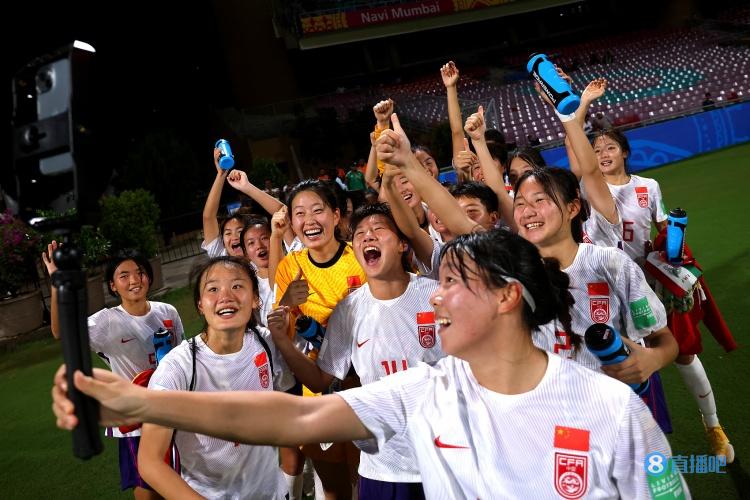 媒体人:U17女足靠激情与表现成新宠,但这波关注能延续多久?