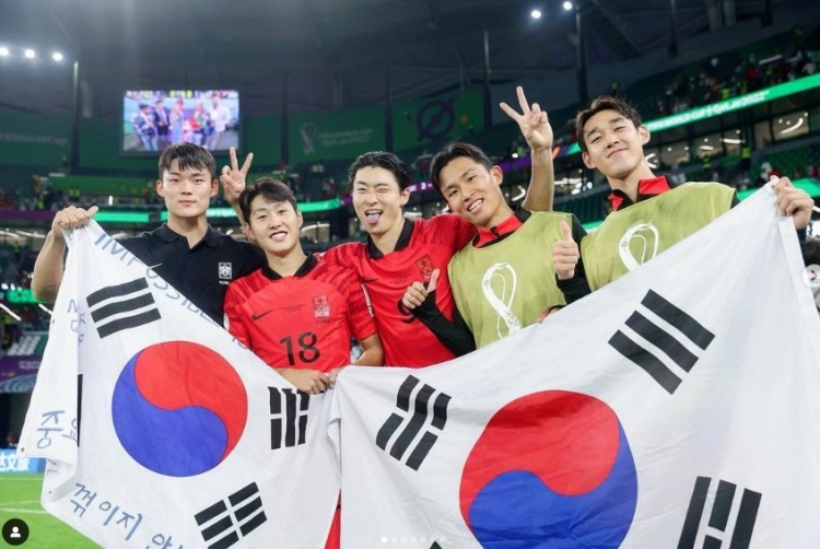 韩媒:随韩国队出征的后备球员吴贤揆获6000万韩元奖励