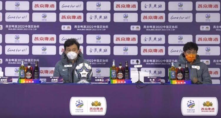 郝伟:球员状态越来越好,克雷桑只参加了准备活动能否出场待定