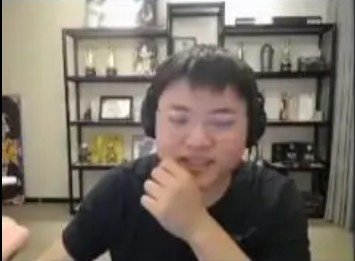 Uzi看日本小姐姐走秀:这些一看就很自然!