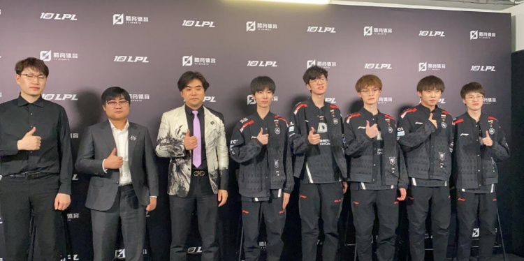 EDG群访 Meiko：下个版本可能中路泰坦、上单牛头会比较适合