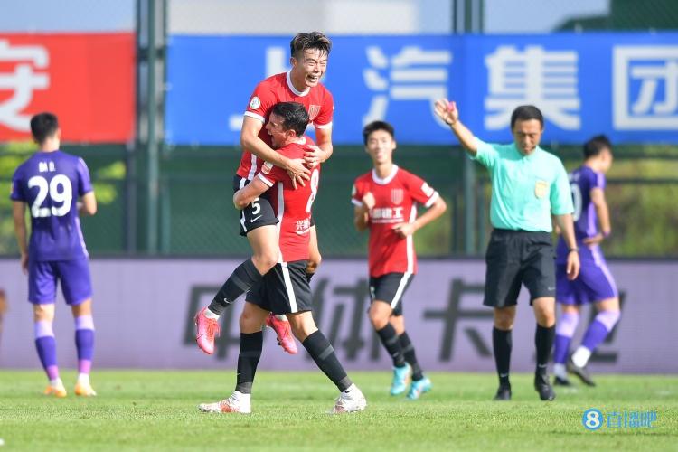 体坛:中超仅泰山、蓉城两队有海外冬训计划,但方案大概率夭折