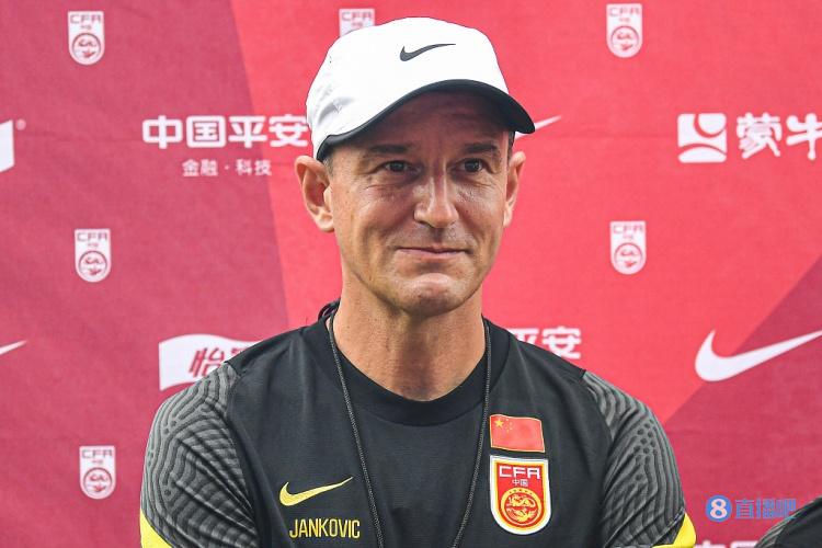 北青:结束佛山集训后亚运队将于14日飞往迪拜,进行超过10场热身