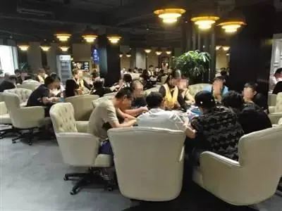 【EV扑克】【牌手故事】最惨3小时输27万,哭晕在厕所…