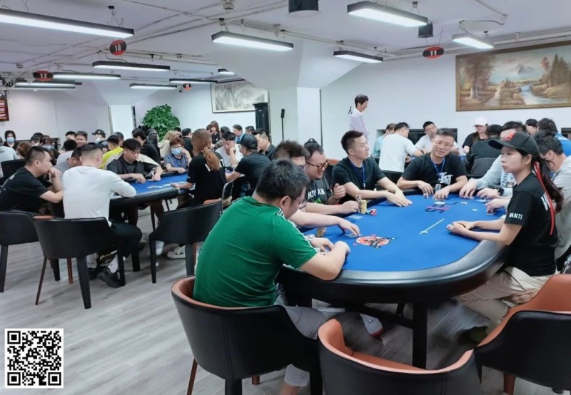 【EV扑克】上海万体SPC国庆赛 | C组213人参赛创新高,奇点战队蒋潮 30,95万记分牌领衔39人晋级