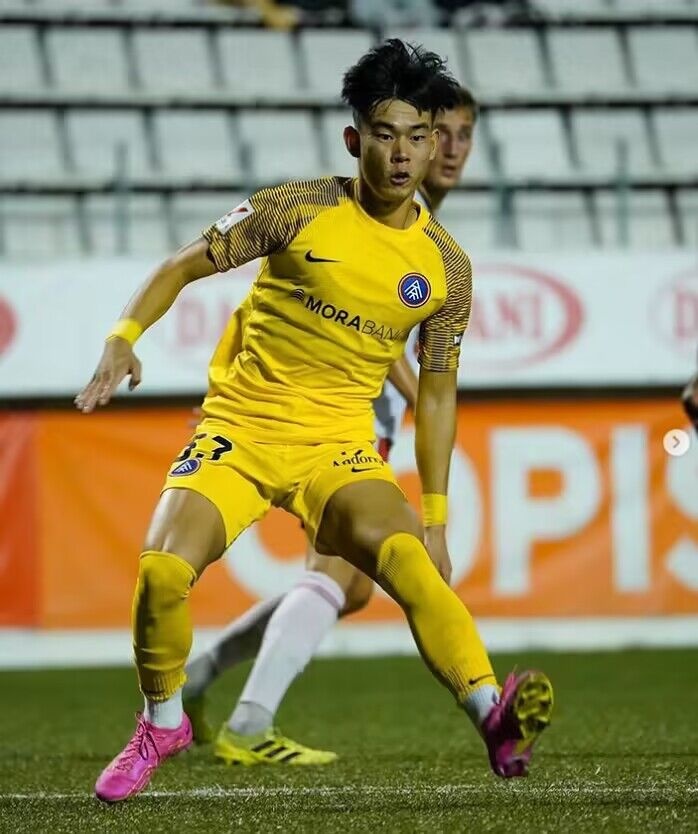 何小珂代表FC安道尔替补登场，完成新赛季首秀