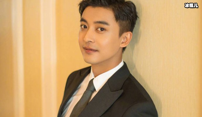 李佳航带儿子游玩惨遭嫌弃太搞笑,网友:爸爸可能只有3岁