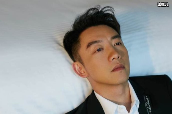 郑恺家庭普通父母只是普通人,一切全靠自己