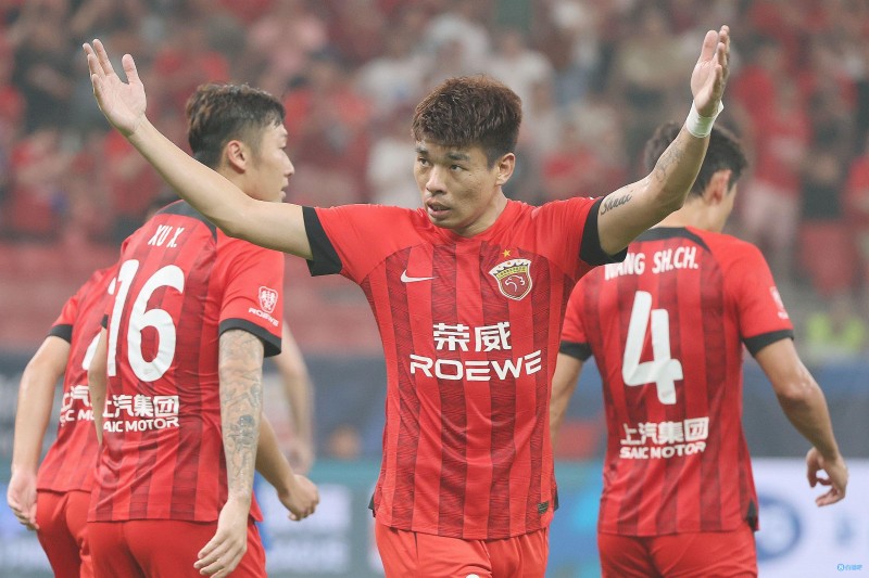 东体:上港董事长顾金山现场见证海港夺冠,已表态未来仍投资足球