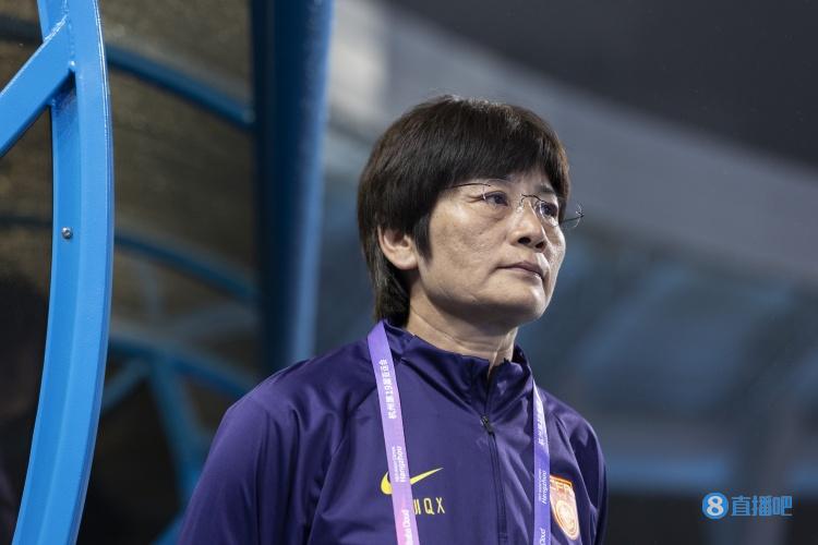 北青:水庆霞张琳艳错过亚足联颁奖礼,将无缘最佳教练和球员奖项