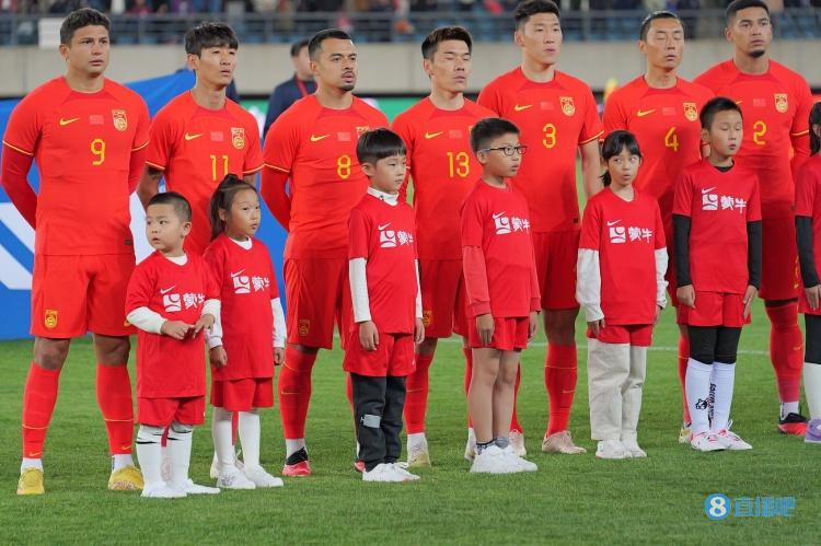 2-0胜世界第95越南,1-2负世界第75乌兹,国足真实排名该是多少?