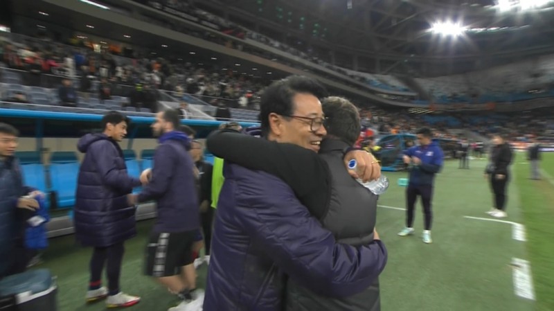 又是一场1-0?申花晋级足协杯决赛,吴金贵赛后欣喜庆祝