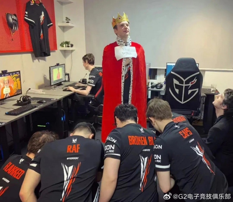 G2官博整活:既然Letme回归RNG,那快进到Jankos回归G2!