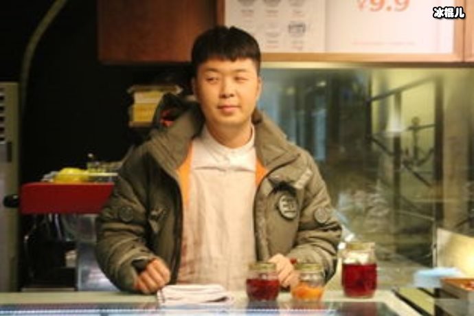 李维嘉、杜海涛、吴昕现身蘑菇屋，黄磊掌勺却未吃到叫花鸡