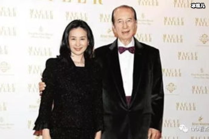 何超琼接过继承人大旗,二房孩子在分家产为什么何超仪不这样