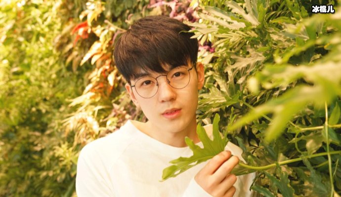 仝卓妈妈正脸曝光,节目中感动落泪节目组还给了特写