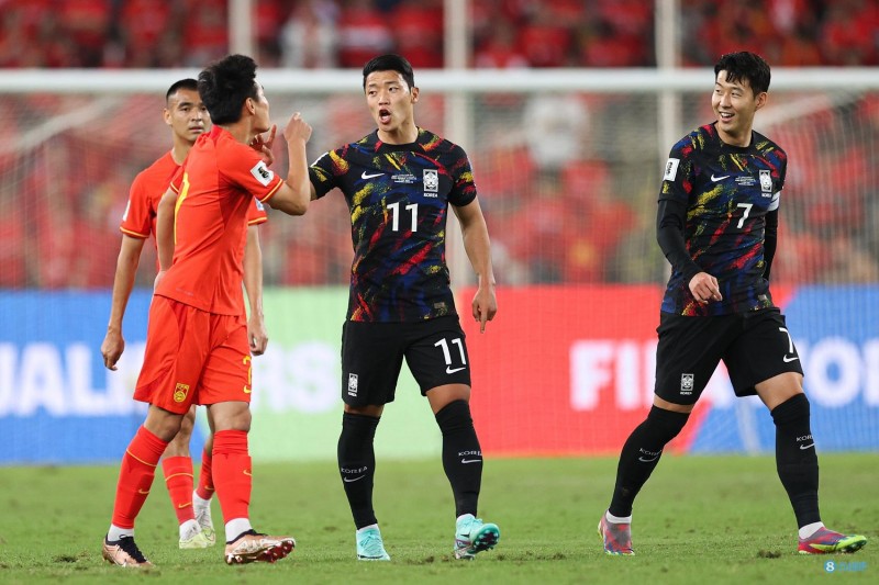 孙兴慜、金玟哉、李刚仁等人自费包机，赛后立即离场赶飞机回欧洲