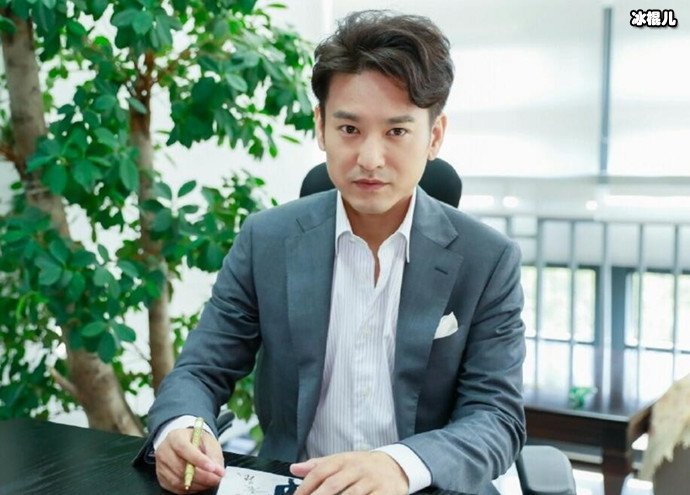 坚持用心演戏的袁文康,真正热爱艺术的低调演员