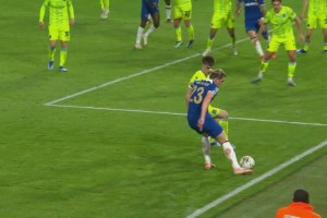 联赛杯-切尔西2-0布莱克本晋级8强 斯特林破门杰克逊失良机